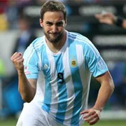 Argentina-Paraguay 6-1: a segno anche Higuain